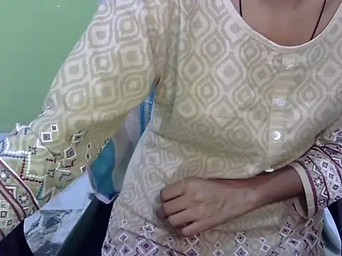 babycharu webcam