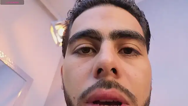 Markos_Miles webcam