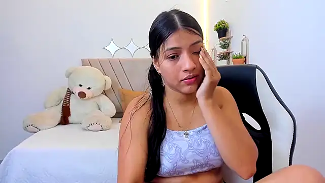 zara_cute webcam