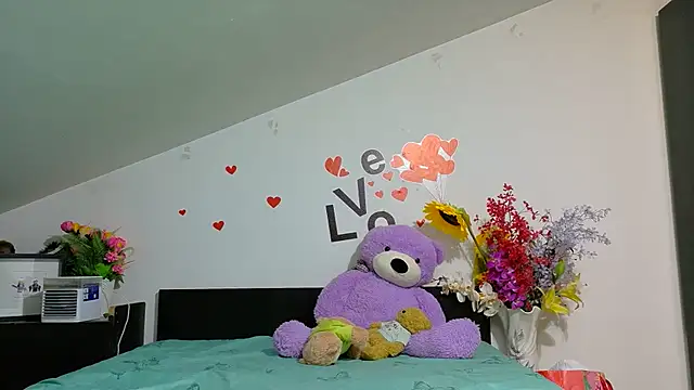 SweetMaddy888 webcam