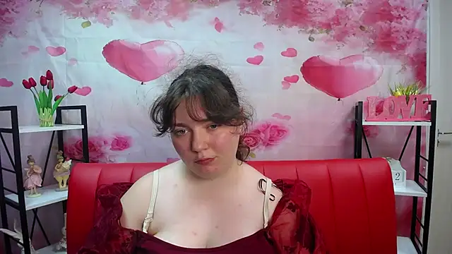 NeonilaLisova webcam