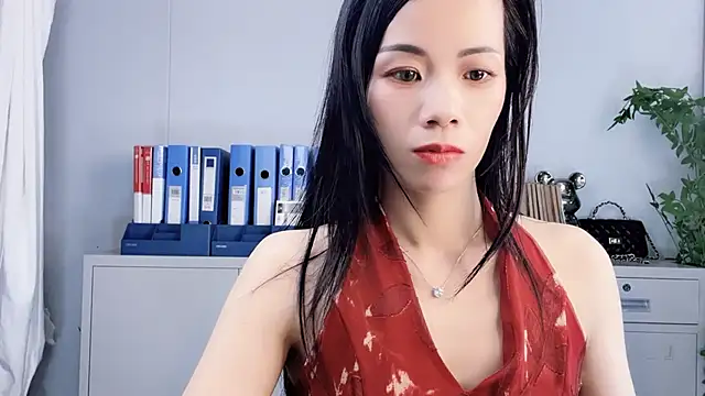 Lynnalltop-165-KeKe webcam