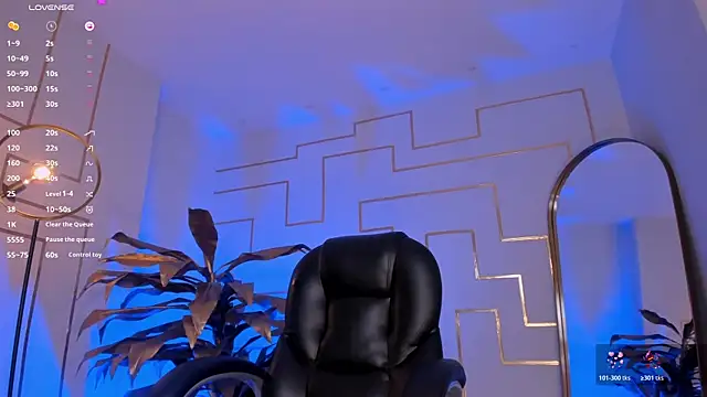 BiancaPierce live cam on StripChat