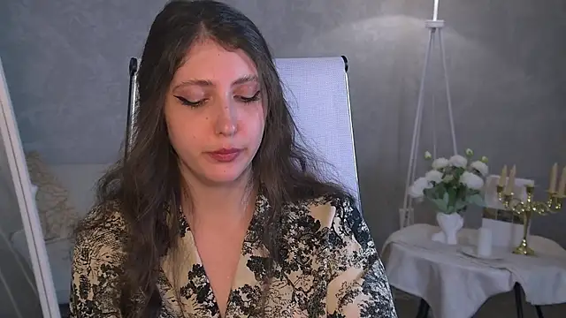 Mary_Miiller live cam on StripChat