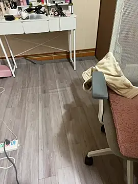 Mina048 webcam