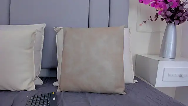 CannelaSmith webcam