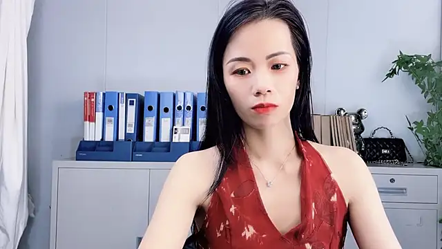 Lynnalltop-165-KeKe webcam