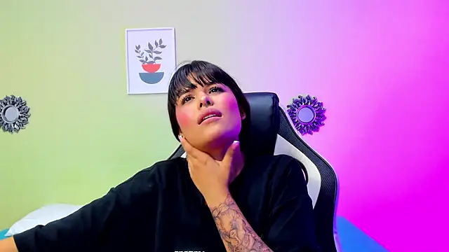 salome_cuty live cam on StripChat