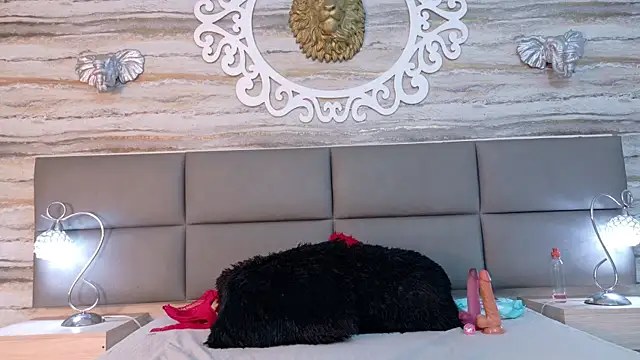 Hilary_evanss webcam