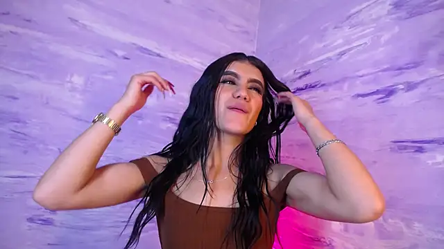 Shayla_Gray live cam on StripChat