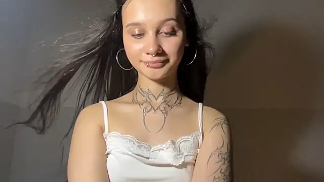 MayraLucarelli webcam