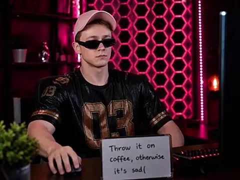 johnbritishdi webcam