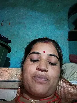 Hot_kamla
