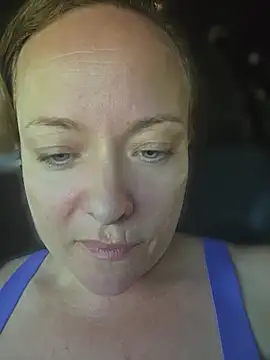 julimonroe webcam