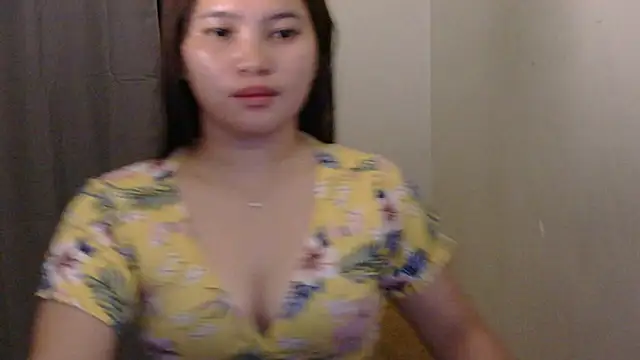 Fhwilloughbyxx webcam