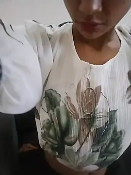neha_singh0 webcam