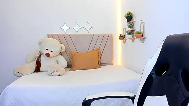 zara_cute webcam