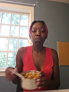 oliviaprettypussy live cam on StripChat