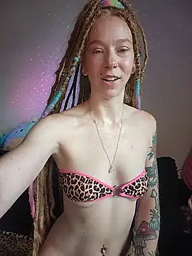 LucidLucy webcam
