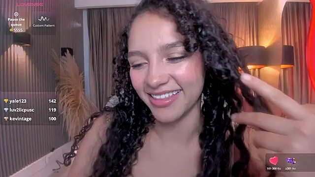 anahi_curlie1 webcam