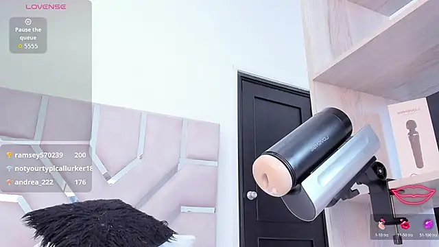 Thayler_jones webcam