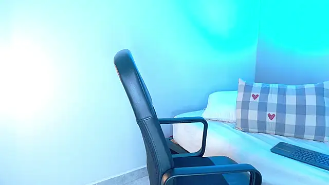 LexaDominant__ webcam