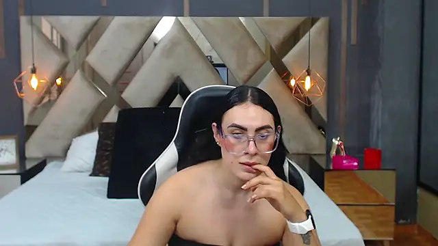 MartinaaFit webcam