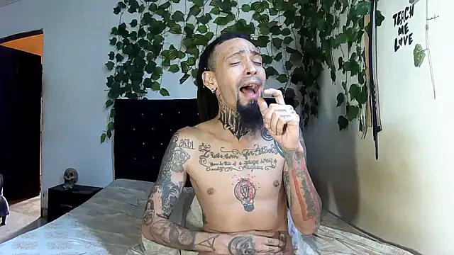 caribbeanlover1 webcam