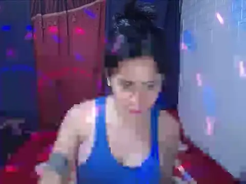 BriannaCruz24 webcam