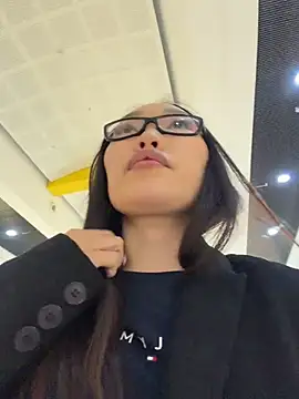 trytomakememoam webcam