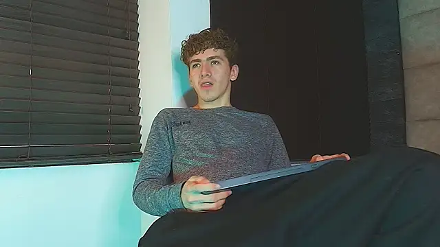 Tyler_Mcrey webcam