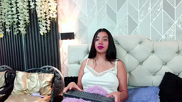 Zaira_bonny live cam on StripChat