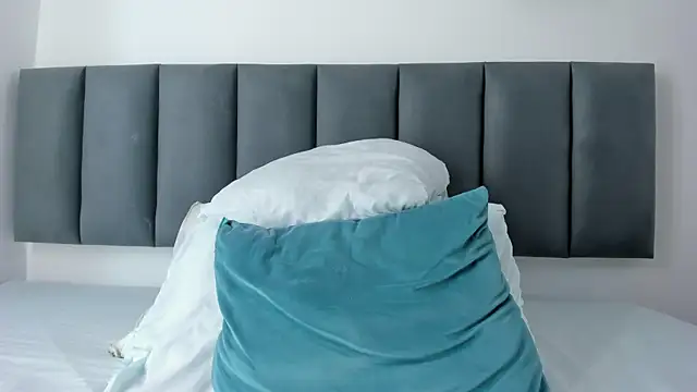 MaraOwen_ webcam