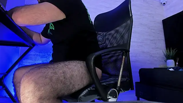 jhon_bear03 (M young) - worship your king until he cum
