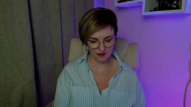 feliziaDesire webcam