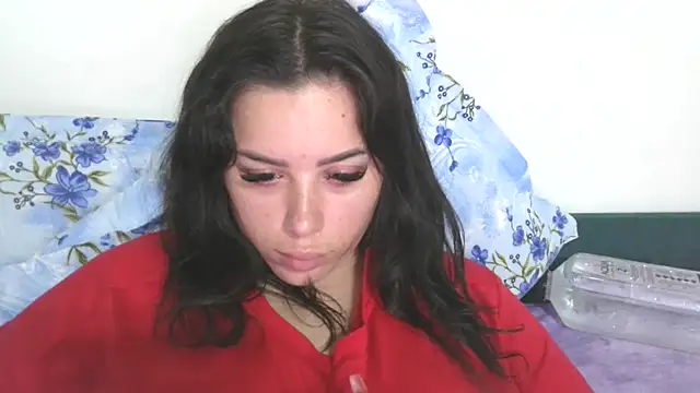 LovelyJulliette webcam