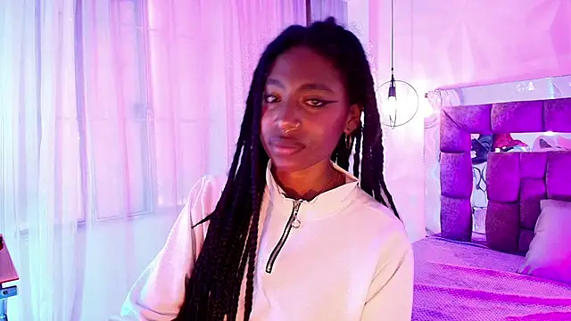 Queen_perla_ webcam