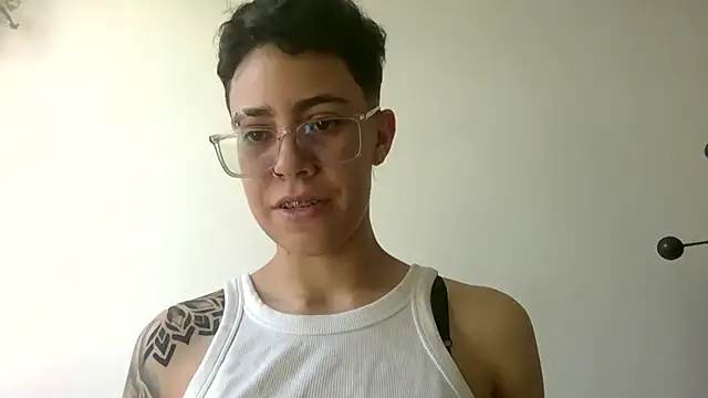 Cutie_Shy_ webcam