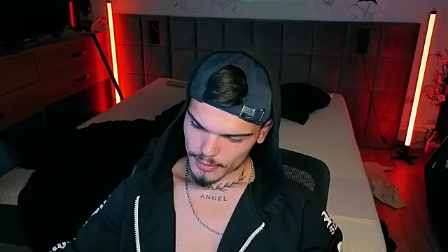 JordanShow webcam
