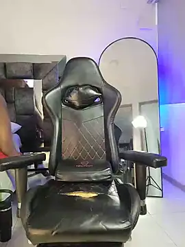johnjaguar1_ webcam