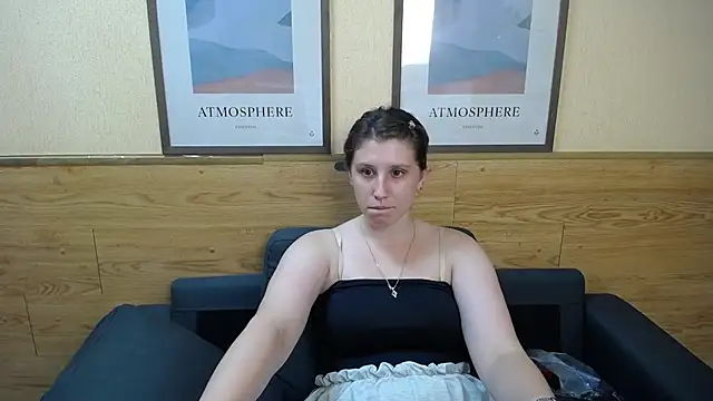LilianaShine webcam