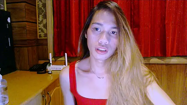 hugecock_kate webcam