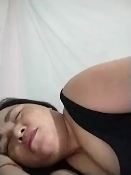 Naaya8109 webcam