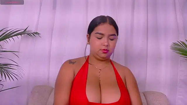 scarlet_boobs01 webcam