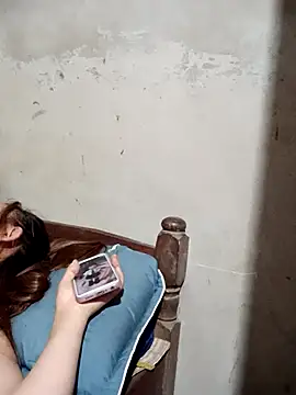 Emma-18h webcam