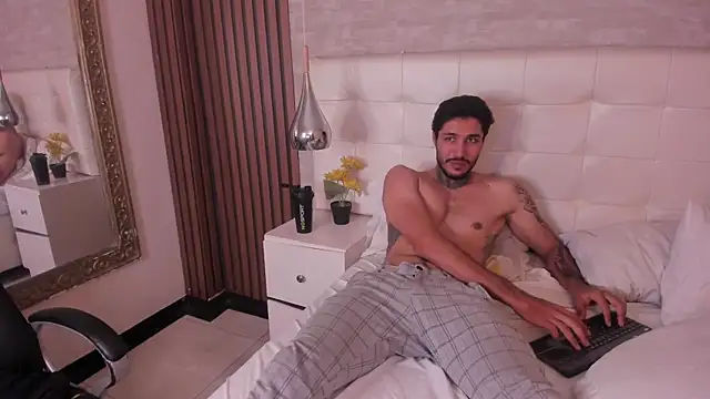 JacksonGreenn webcam