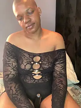 Lizzy_boo24 webcam