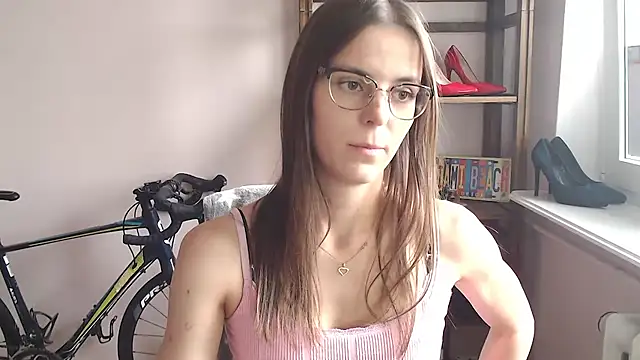 love_megi live cam on StripChat