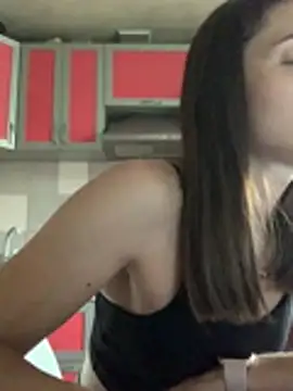 SeducingYoghourt Live Web Cam Show