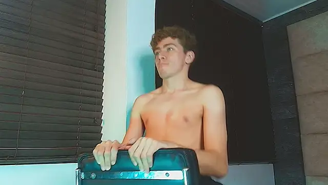 tyler_mcrey - Tyler_Mcrey's free webcam - UK Sex Cams